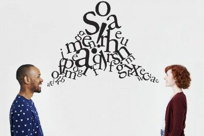 Nghệ thuật giao tiếp khéo léo tại văn phòng